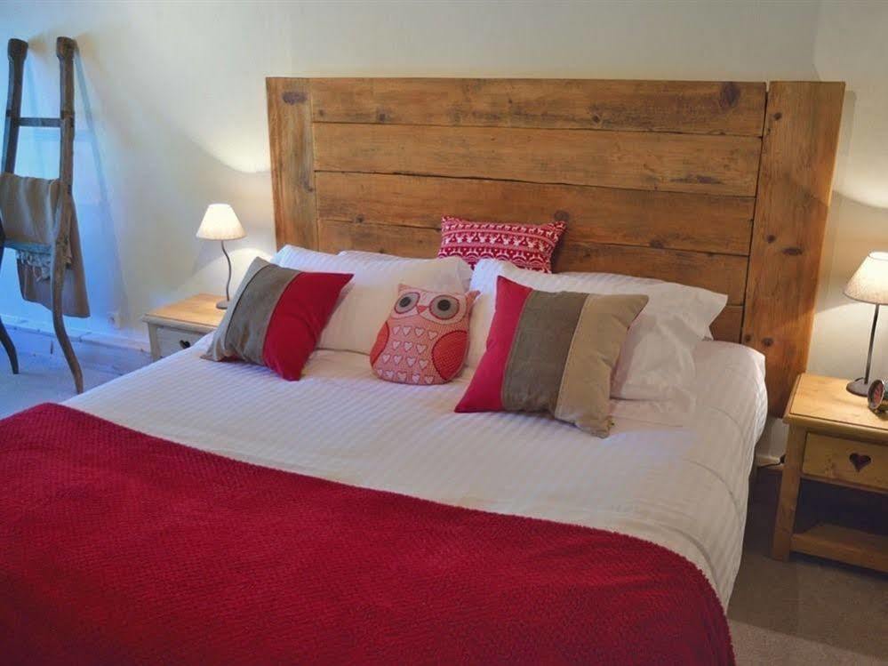 ชาเลต์ กันแนล Bed & Breakfast ชาแตล ภายนอก รูปภาพ