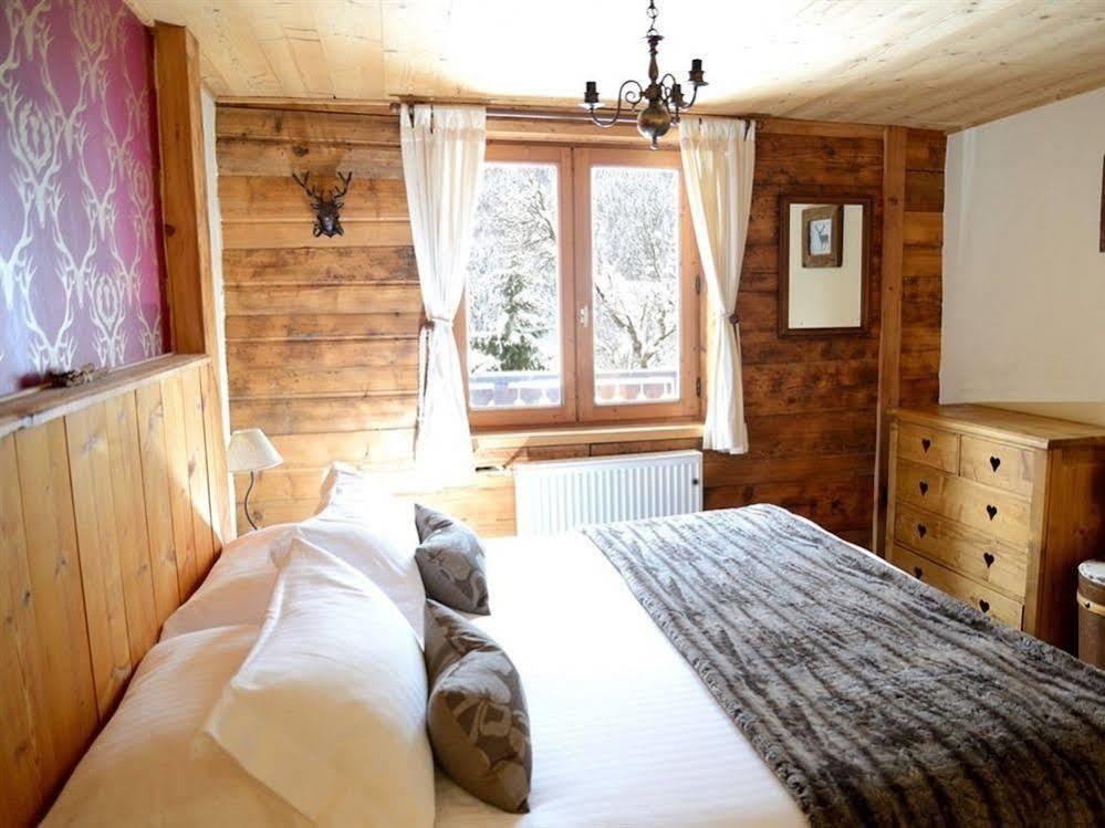 ชาเลต์ กันแนล Bed & Breakfast ชาแตล ภายนอก รูปภาพ